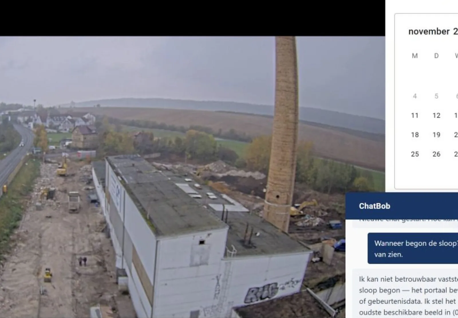 Portaalscreenshot: ChatBob opent op verzoek het beeld van 02.02.2026, 6:00 uur, besneeuwde bouwplaats bij nacht