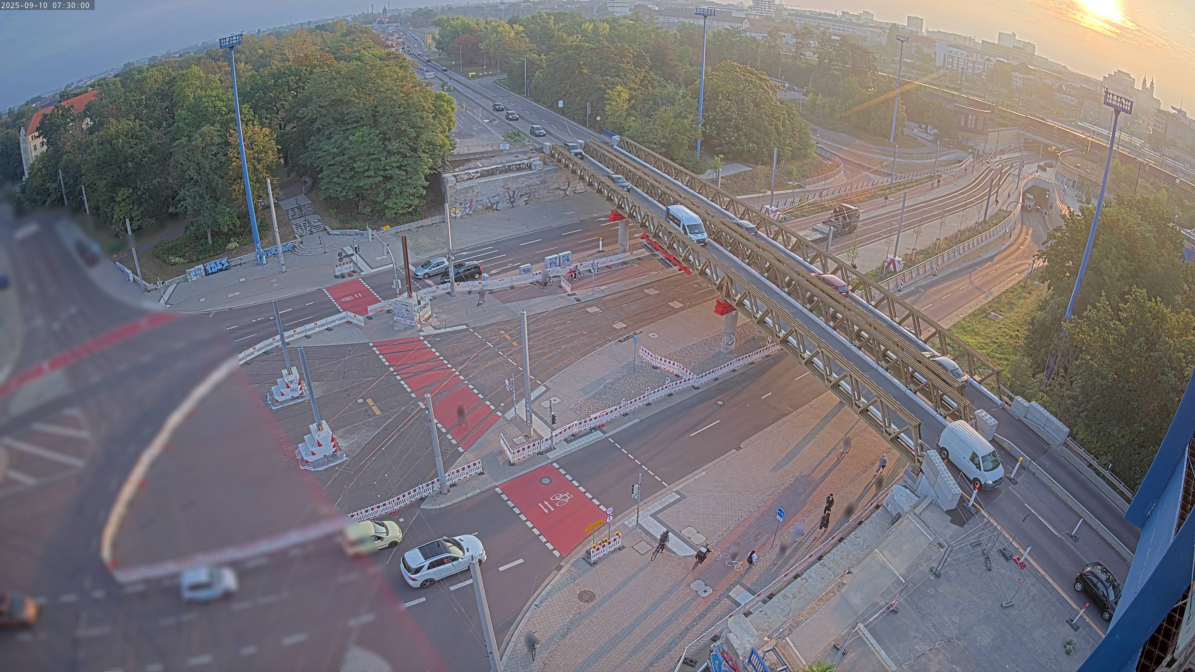 Ring bridge demolition in Magdeburg, documented with BauTV+